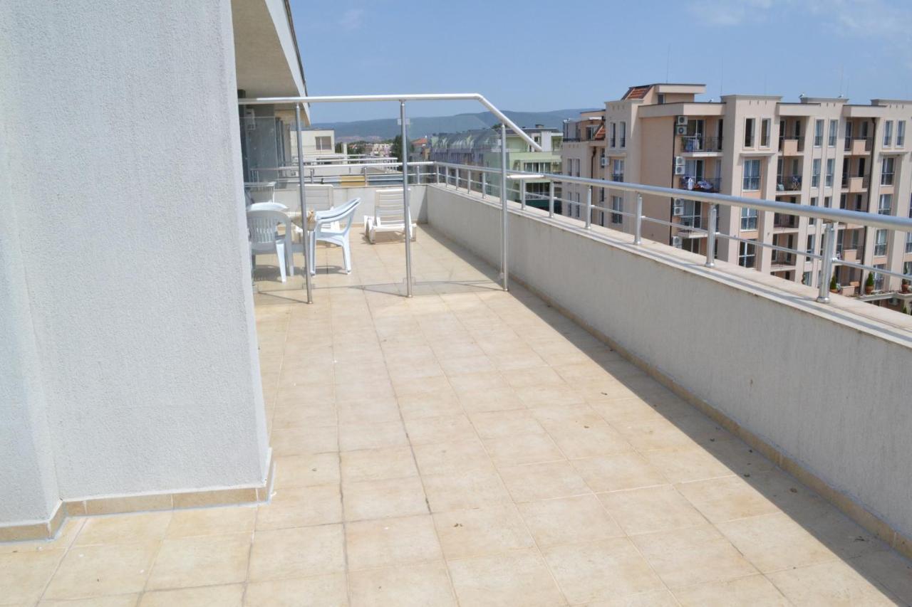 Sun City Apartments Sunny Beach Ngoại thất bức ảnh
