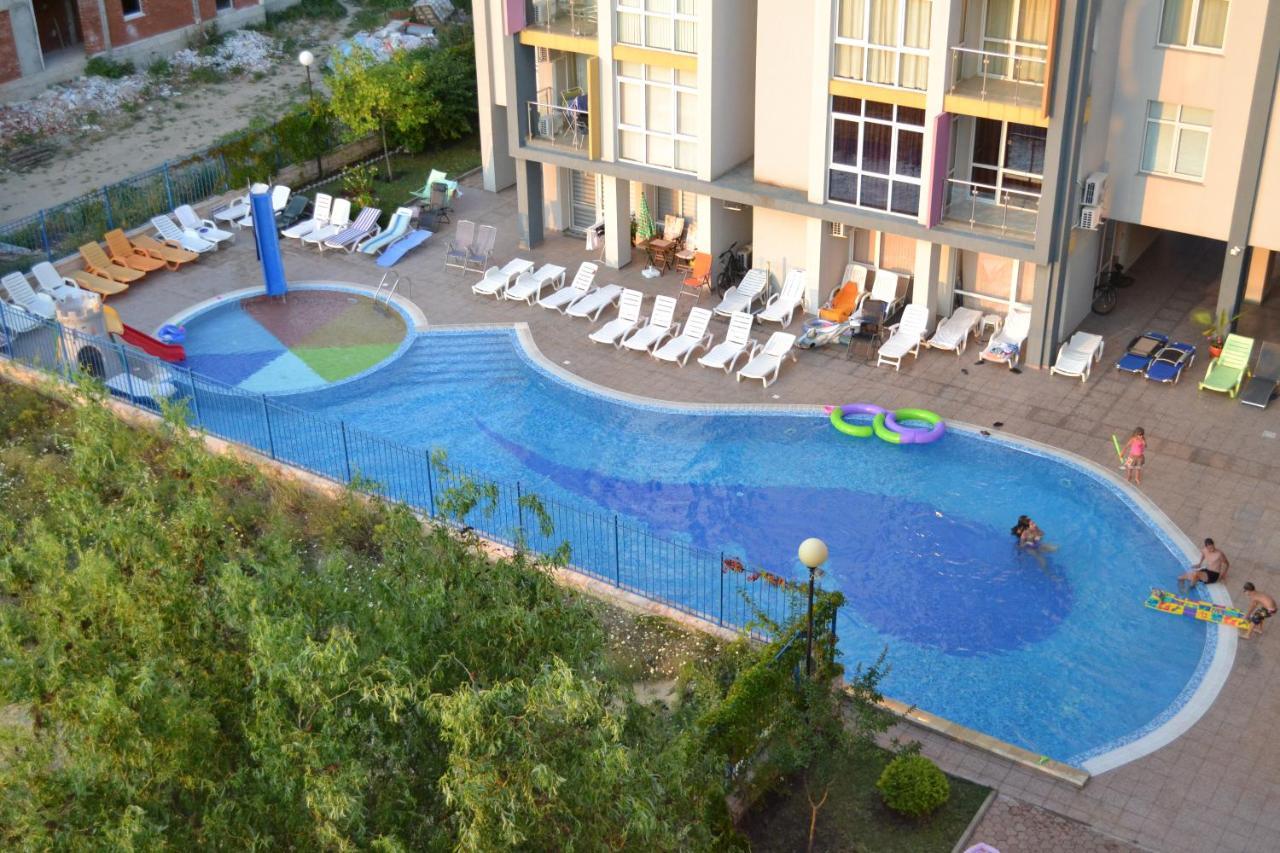 Sun City Apartments Sunny Beach Ngoại thất bức ảnh