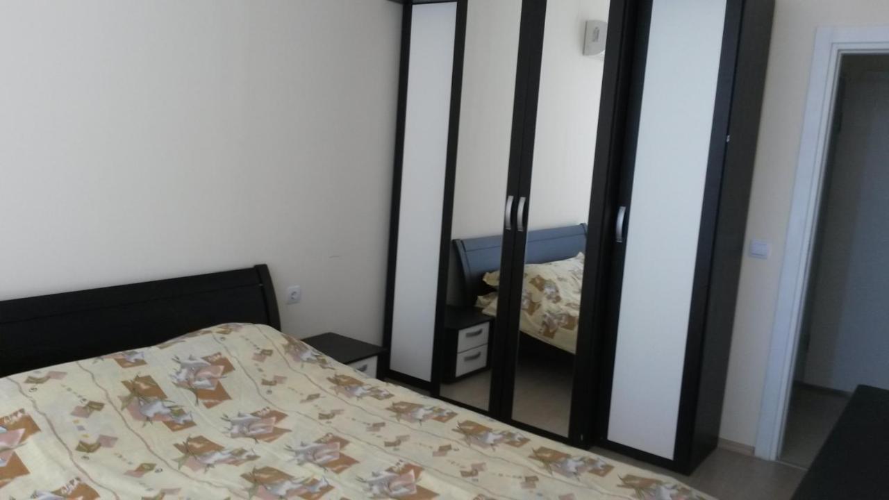 Sun City Apartments Sunny Beach Ngoại thất bức ảnh
